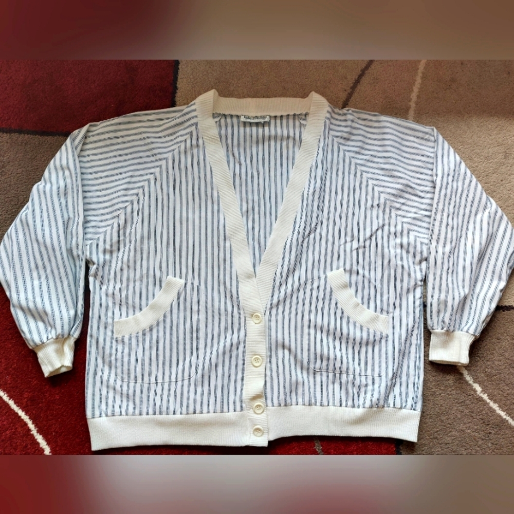 Vintage Robert michel Shrug Button Up V-Neck Cardigan